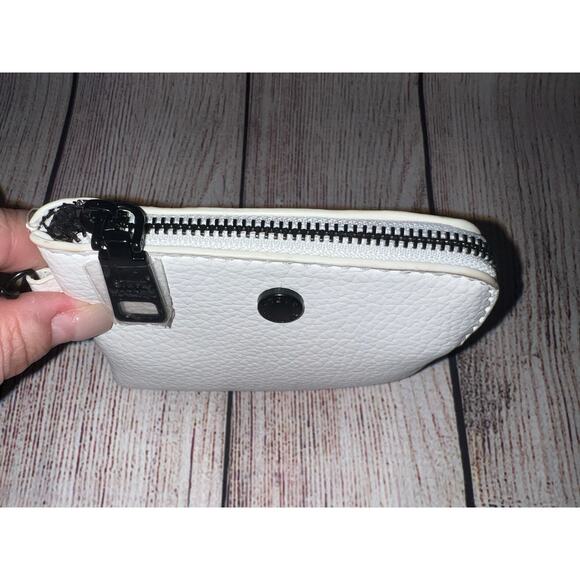 Steve Madden Wallet Coin Purse White Logo Name Bag Charm Key Chain Change - Picture 4 of 5
